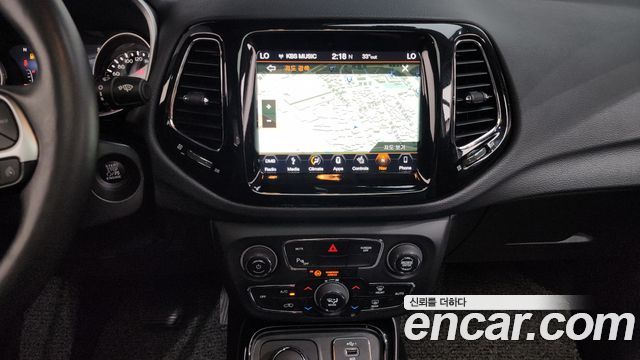 Jeep Compass (II) 2.4 Limitied AWD 2019 — фото 12