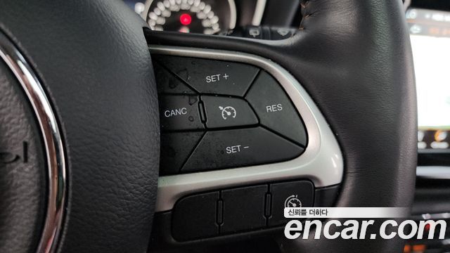 Jeep Compass (II) 2.4 Limitied AWD 2019 — фото 16