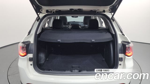 Jeep Compass (II) 2.4 Limitied AWD 2019 — фото 19