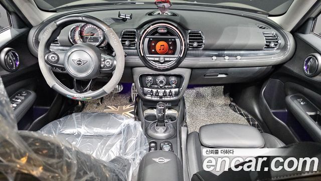 MINI Cooper Clubman Standard 2nd 2020 — фото 7