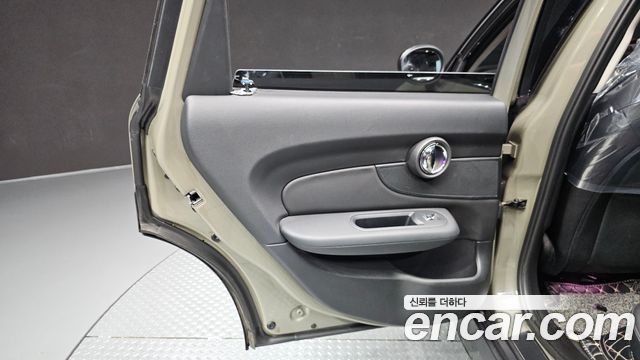 MINI Cooper Clubman Standard 2nd 2020 — фото 25