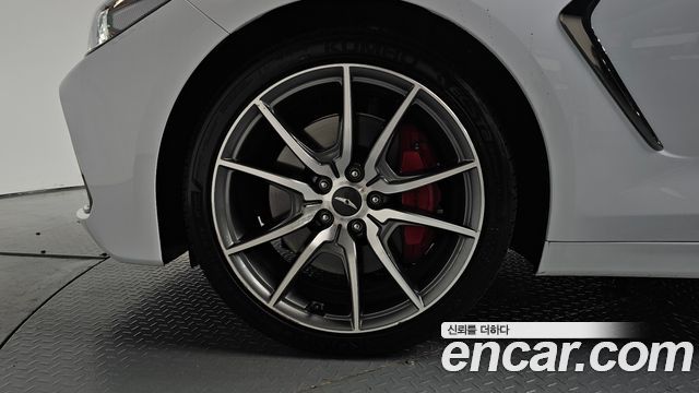 Genesis G70 2.0T Sport Package 2018 — фото 5