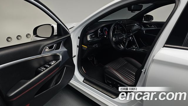 Genesis G70 2.0T Sport Package 2018 — фото 10