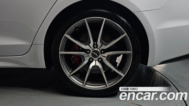 Genesis G70 2.0T Sport Package 2018 — фото 21
