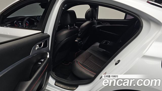 Genesis G70 2.0T Sport Package 2018 — фото 26