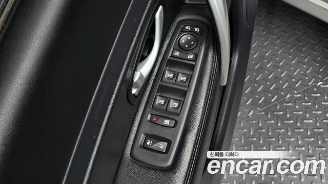 Renault Korea SM5 Platinum SE S/S Collection 2014 — фото 20