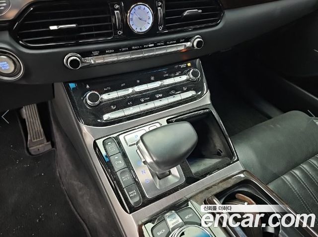 Genesis EQ900 3.8 GDI Luxury 2016 — фото 8