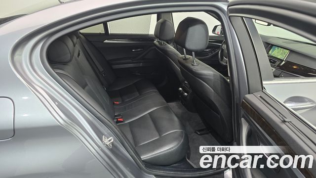 BMW 5 Series (F10) 528i xDrive 2015 — фото 11