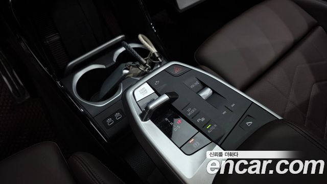 BMW X1 (U11) xDrive 20i M Sport 2025 — фото 9