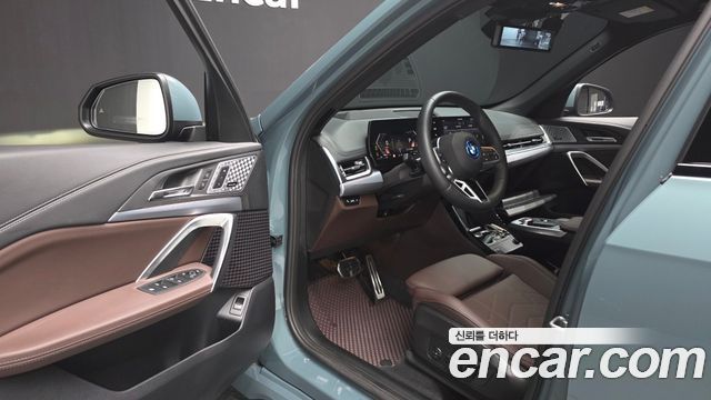 BMW X1 (U11) xDrive 20i M Sport 2025 — фото 10