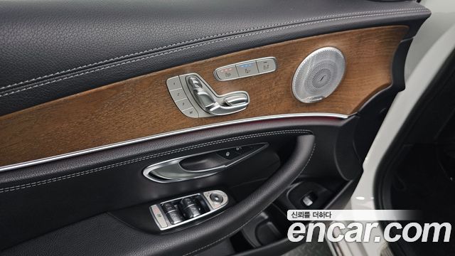 Mercedes-Benz E-Class (W213) E300 Exclusive 2019 — фото 32