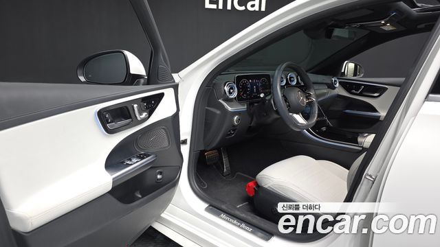 Mercedes-Benz C-Class (W206) C200 AMG Line 2025 — фото 10