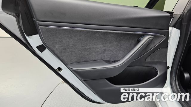 Tesla Model 3 Long Range AWD 2021 — фото 31