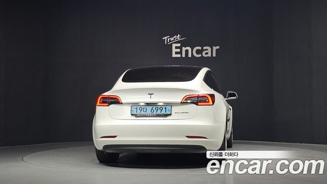 Tesla Model 3 Standard Range Plue RWD 2020 — фото 4