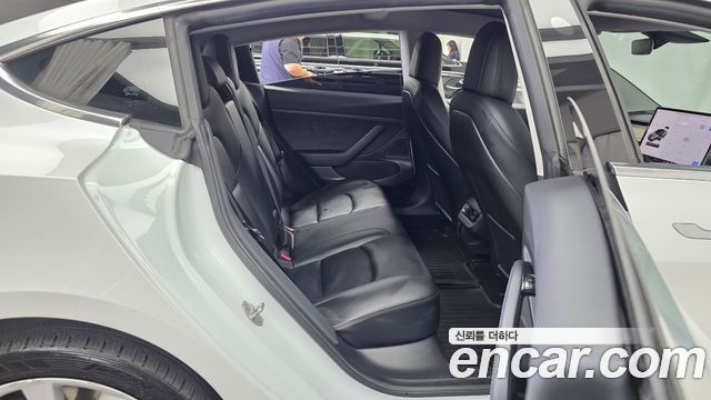 Tesla Model 3 Standard Range Plue RWD 2020 — фото 12