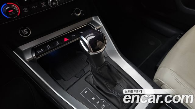 Audi Q3 (F3) 35 TDI Quattro Premium 2023 — фото 9