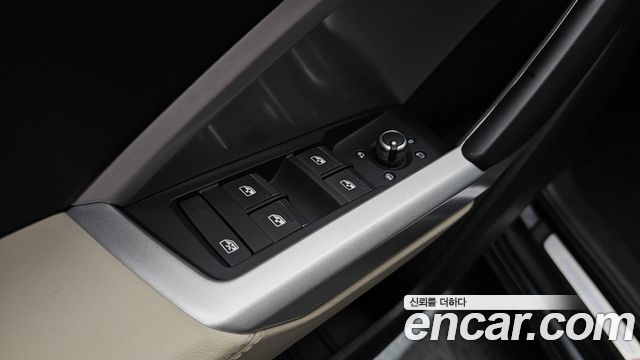 Audi Q3 (F3) 35 TDI Quattro Premium 2023 — фото 23