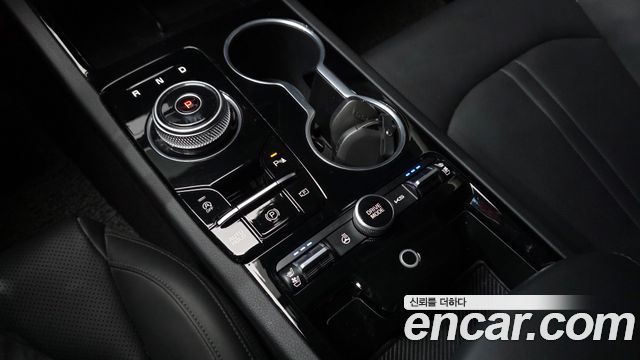 Kia K5 (III) 2.0 Noblesse 2025 — фото 9
