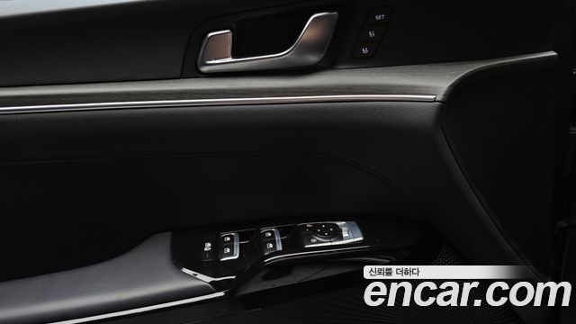 Kia K5 (III) 2.0 Noblesse 2025 — фото 27