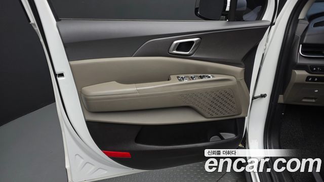 Kia Carnival (IV) Gasoline 9-Seater Prestige 2025 — фото 24