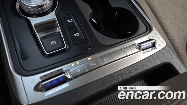Kia Carnival (IV) Gasoline 9-Seater Prestige 2025 — фото 27