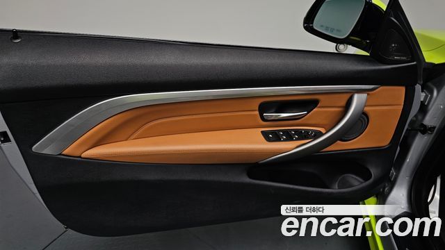 BMW 4 Series (F32) 430i M Sport Convertible 2018 — фото 30