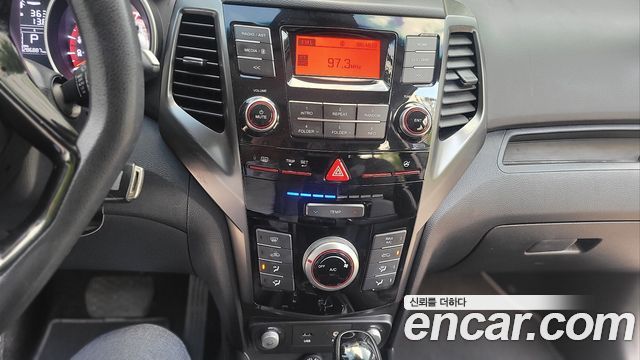 KG Mobility (SsangYong) Tivoli Air Diesel IX 2WD 2017 — фото 16