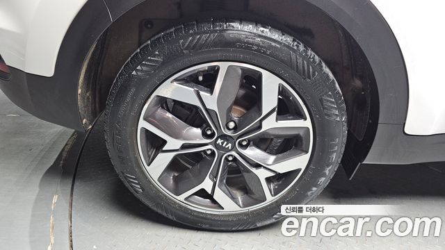 Kia Sportage The Bold Diesel 1.6 2WD Prestige 2019 — фото 5