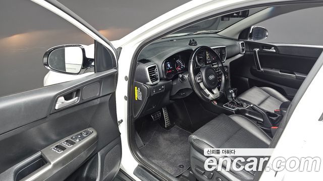 Kia Sportage The Bold Diesel 1.6 2WD Prestige 2019 — фото 11
