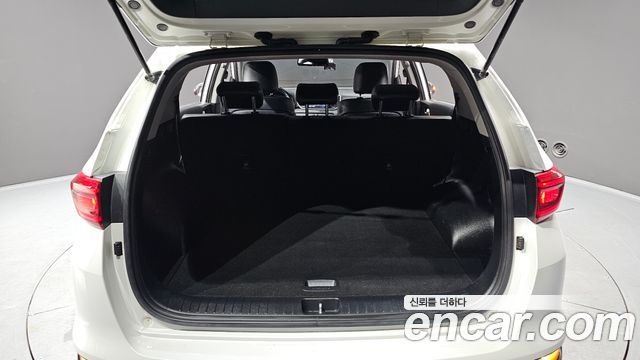 Kia Sportage The Bold Diesel 1.6 2WD Prestige 2019 — фото 20