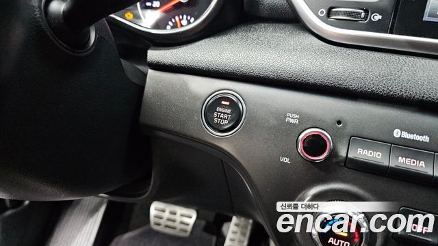 Kia Sportage The Bold Diesel 1.6 2WD Prestige 2019 — фото 30
