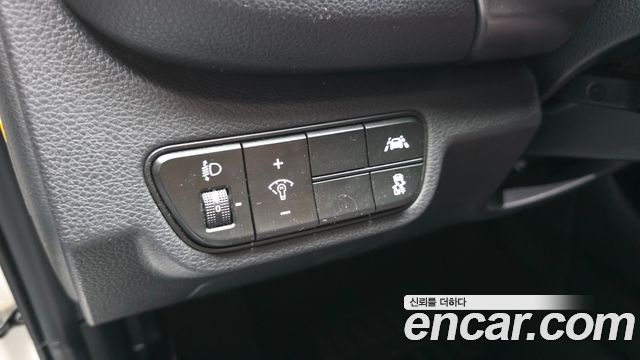 Kia Seltos Gasoline 1.6 Turbo 2WD Noblesse 2020 — фото 17
