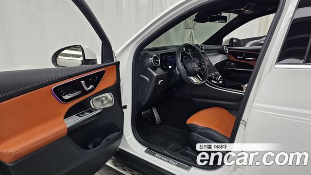 Mercedes-Benz GLC-Class (X254) GLC300 4MATIC AMG Line 2024 — фото 10