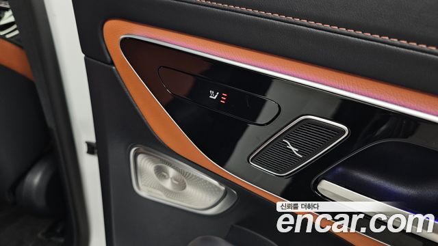 Mercedes-Benz GLC-Class (X254) GLC300 4MATIC AMG Line 2024 — фото 19