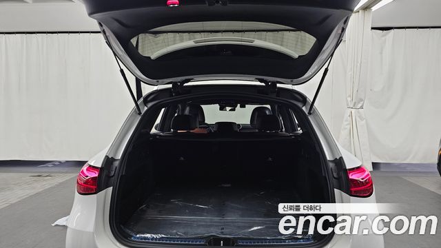 Mercedes-Benz GLC-Class (X254) GLC300 4MATIC AMG Line 2024 — фото 20
