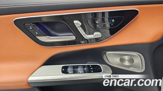 Mercedes-Benz GLC-Class (X254) GLC300 4MATIC AMG Line 2024 — фото 29