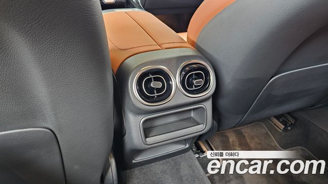Mercedes-Benz GLC-Class (X254) GLC300 4MATIC AMG Line 2024 — фото 31