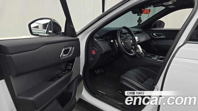 Land Rover Range Rover Velar 3.0 D300 R-Dynamic SE 2018 — фото 10