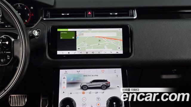Land Rover Range Rover Velar 3.0 D300 R-Dynamic SE 2018 — фото 13