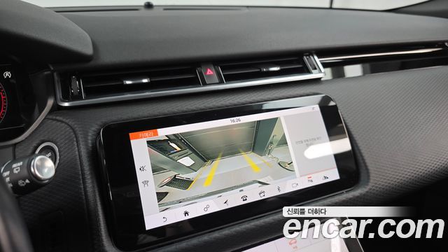 Land Rover Range Rover Velar 3.0 D300 R-Dynamic SE 2018 — фото 16