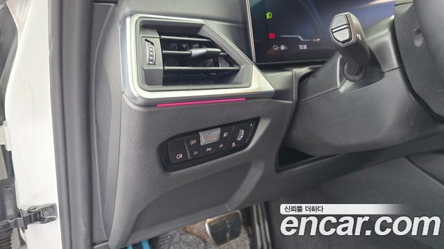 BMW i4 eDrive40 M Sports Pro 2024 — фото 16