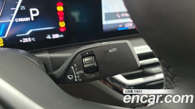 BMW i4 eDrive40 M Sports Pro 2024 — фото 27
