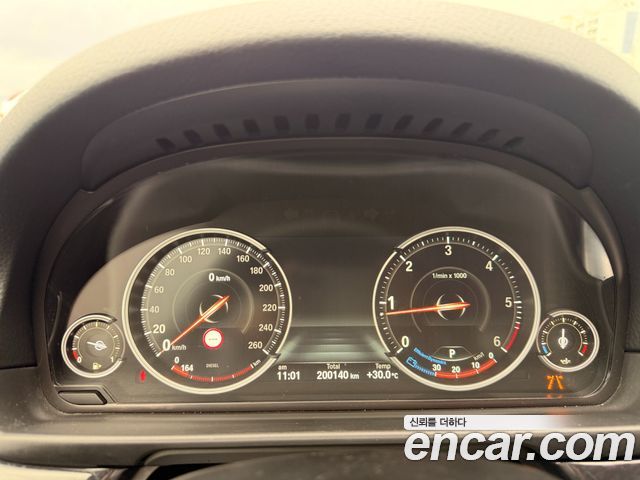 BMW 5 Series (F10) 520d xDrive M Aero Dynamic 2016 — фото 8