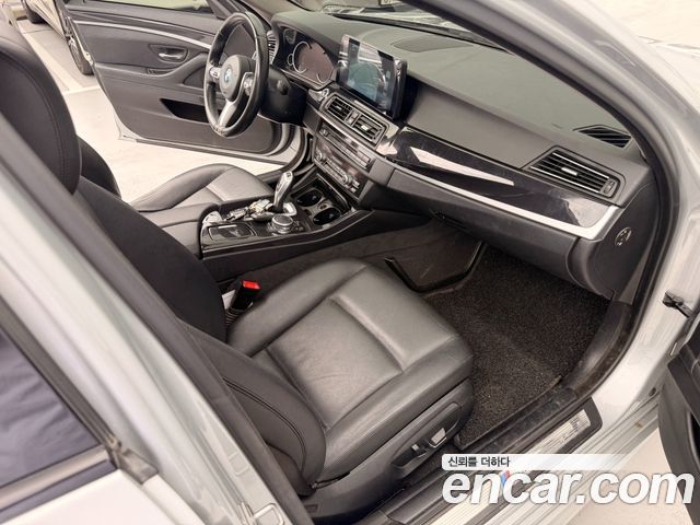 BMW 5 Series (F10) 520d xDrive M Aero Dynamic 2016 — фото 10