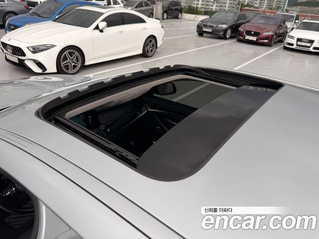BMW 5 Series (F10) 520d xDrive M Aero Dynamic 2016 — фото 18