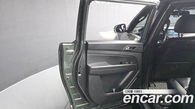 KG Mobility (SsangYong) Rexton Sports Khan Diesel 2.2 4WD Prestige 2023 — фото 31