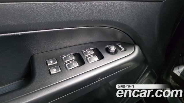 KG Mobility (SsangYong) Rexton Sports Khan Diesel 2.2 4WD Prestige 2023 — фото 42