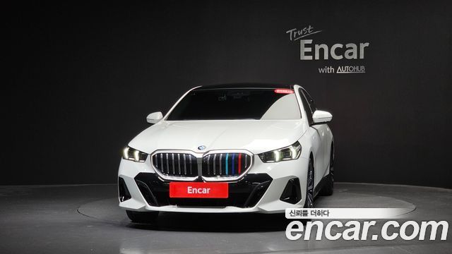 BMW 5 Series (G60) 530i xDrive M Sport 2024 — фото 3