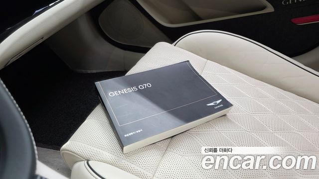 Genesis G70 3.3T Sport AWD Prestige 2019 — фото 35