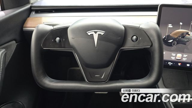 Tesla Model Y Long Range AWD 2022 — фото 13